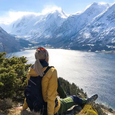 Flo Bellevue - Private With Spectacular And Glacier View