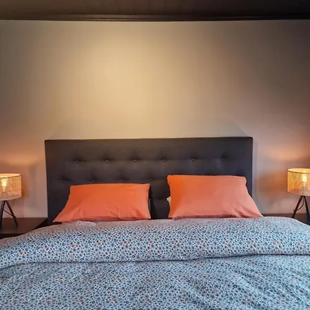 Flo Bellevue Villa