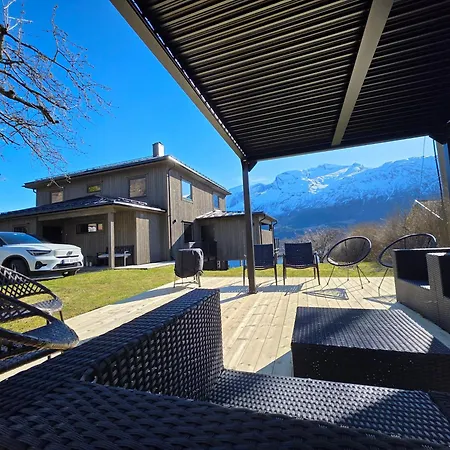 Flo Bellevue - Private With Spectacular And Glacier View
