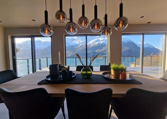 Villa Flo Bellevue Stryn