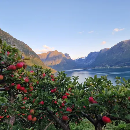 Flo Bellevue - Private Villa With Spectacular Lake And Glacier View *